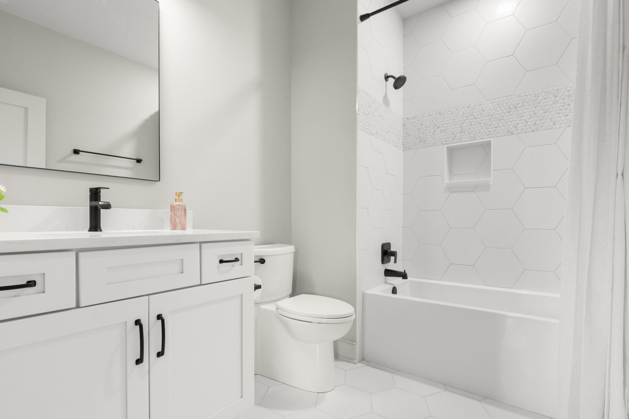Full Bath 2