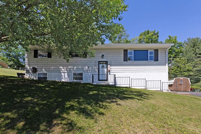 1253 Dolphin Street, OH 45601