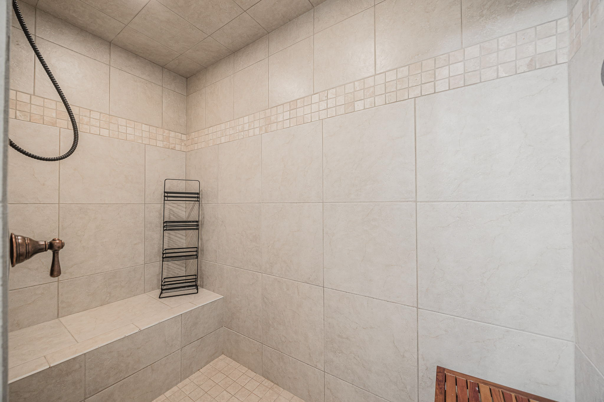Full Bath 4