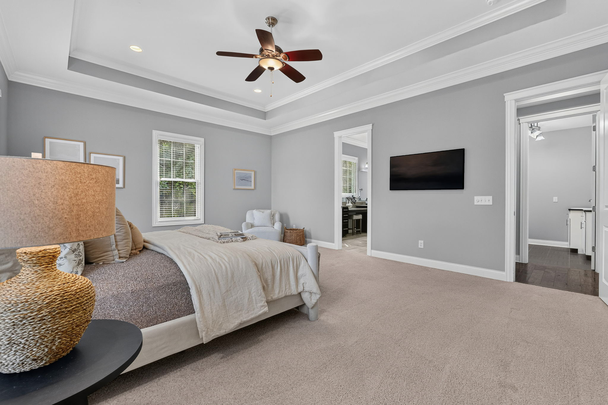 1st Floor Primary Suite