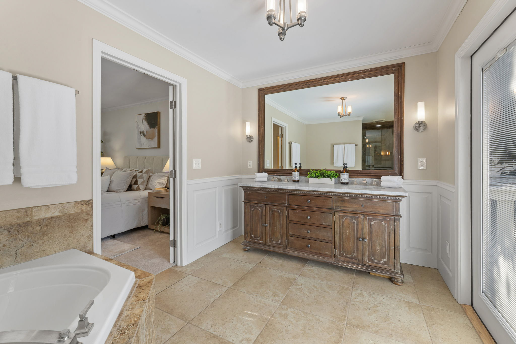Primary Ensuite