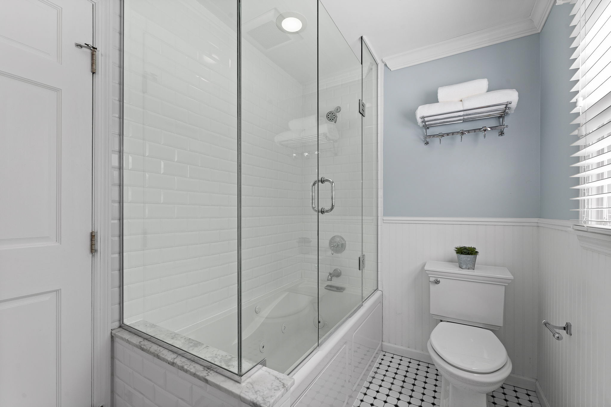 Full Bath 3