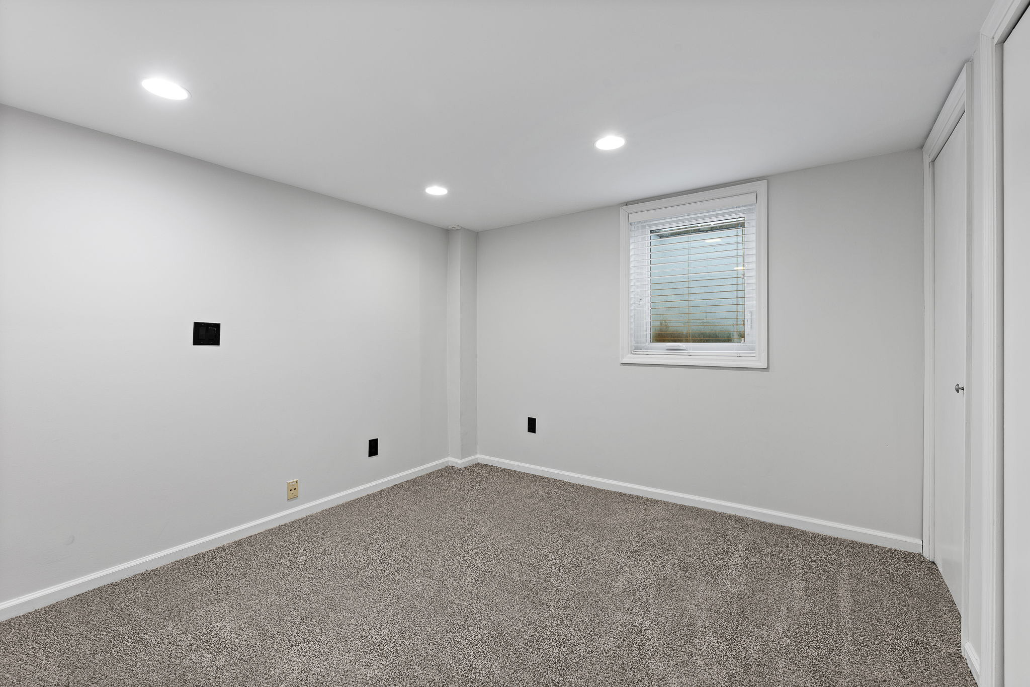 LL Bedroom 5