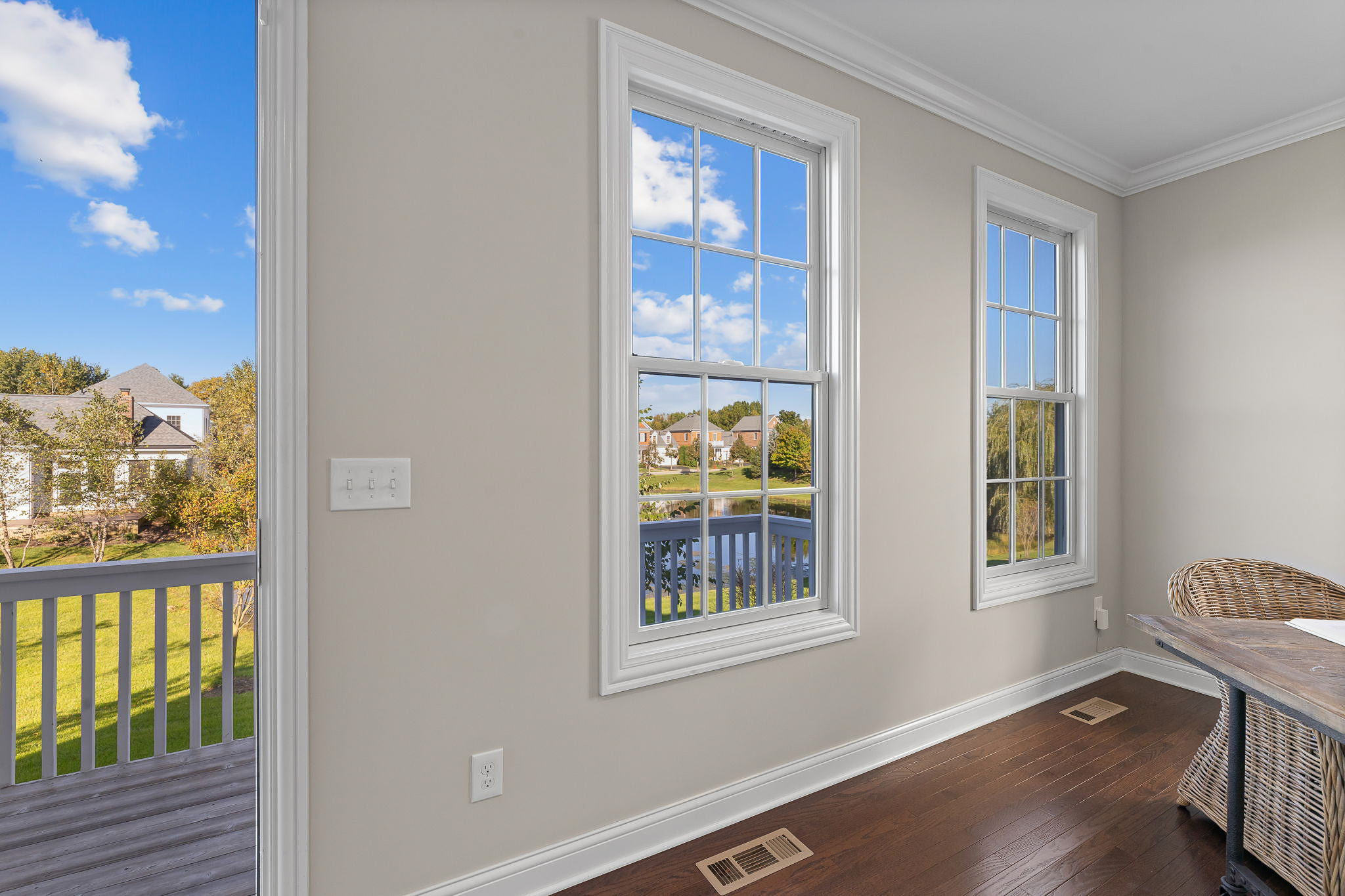 Sunroom/Den