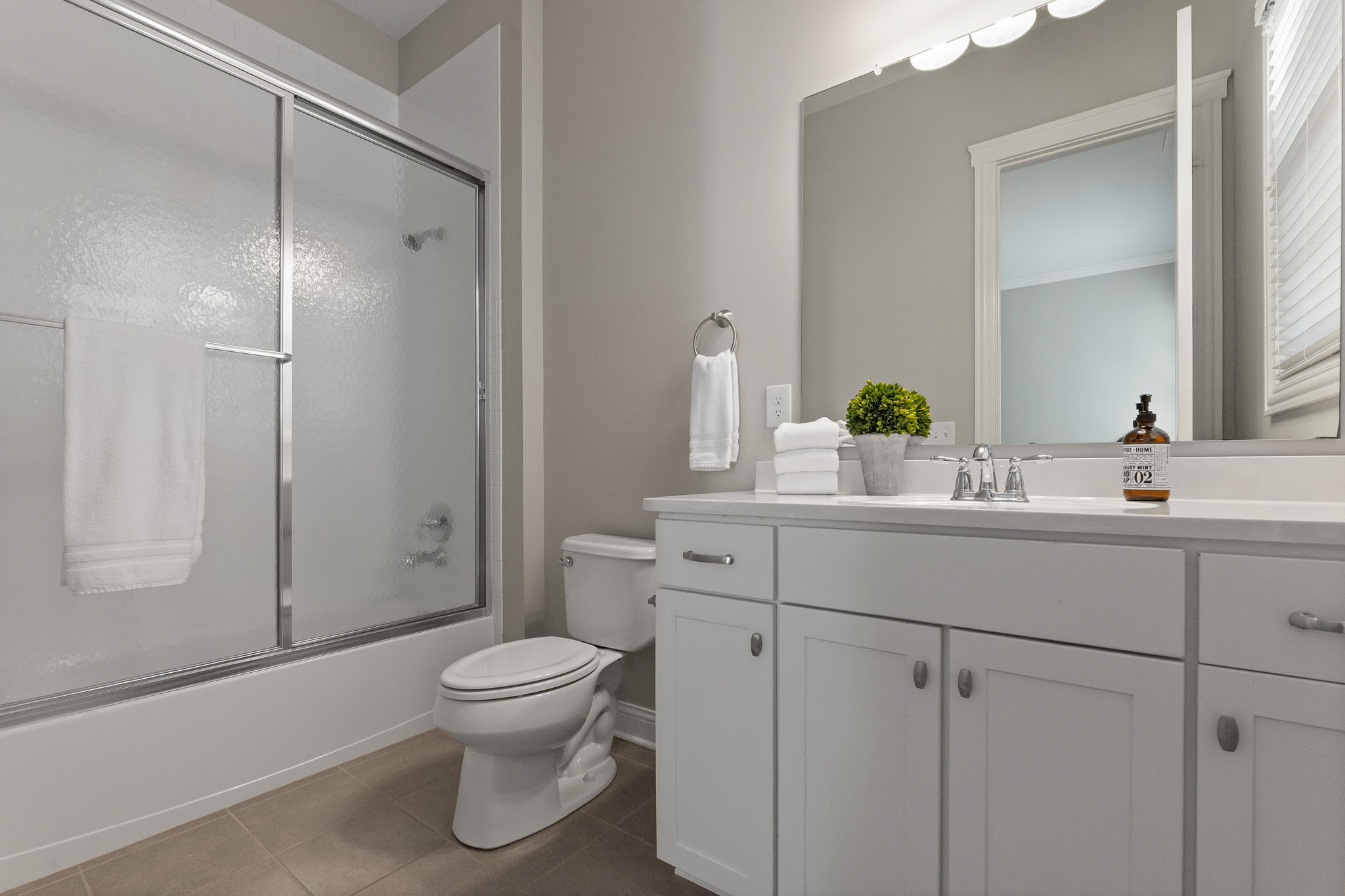 Bedroom 2 EnSuite
