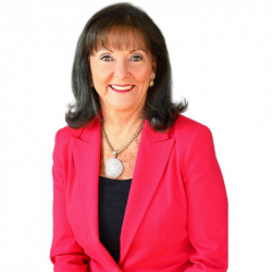 Photo of Sandy Raines