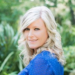Photo of Lisa Ellis
