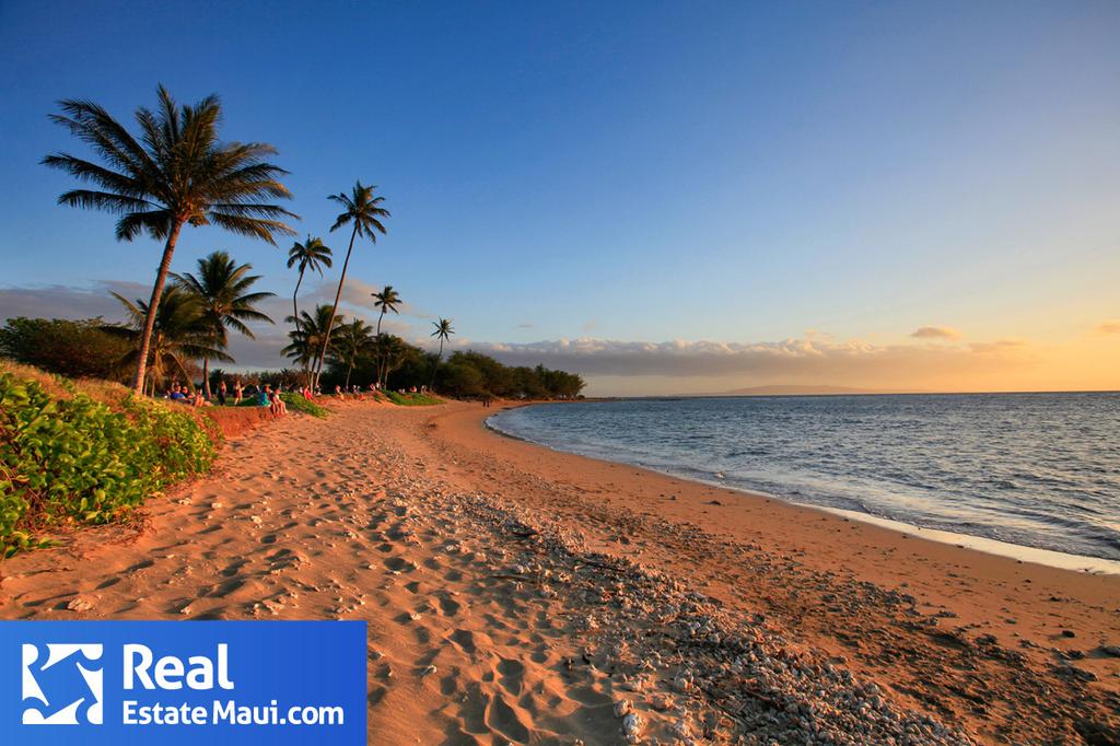 Sunset at Waipuilani beach.