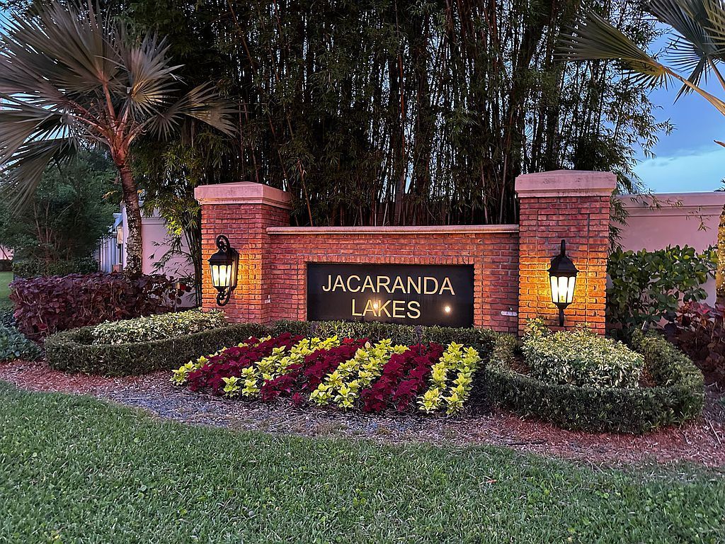 Jacaranda Lakes Homes for Sale Plantation Homes for Sale
