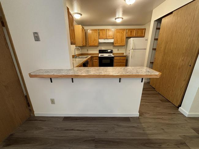 221 Willow, WA 98310