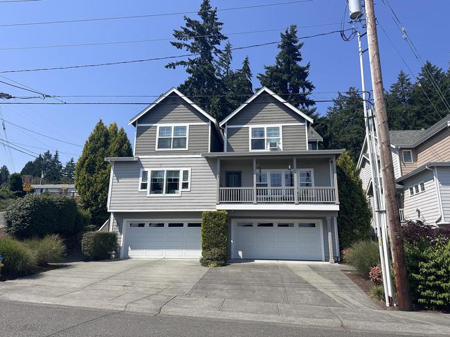105 N. Lafayette, WA 98312