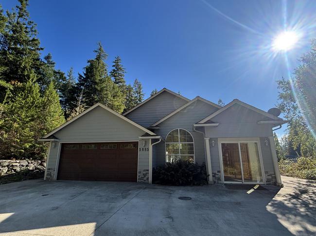5885 NW Marks Road, WA 98312