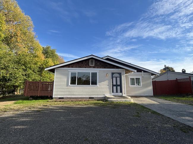 1935 SE Lincoln Avenue, WA 98366
