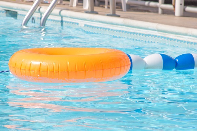 Culp Arbor has a swimming pool among its many amenities