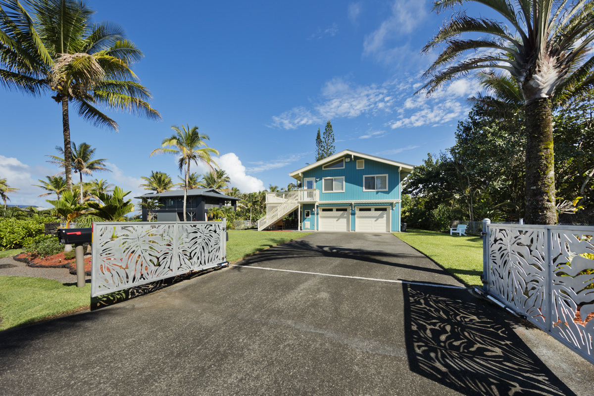 15-121 Poo Nui Street 