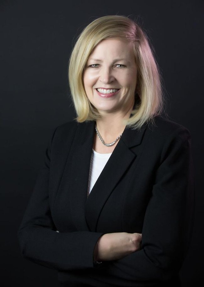 Photo of Elaine Weiskopf,