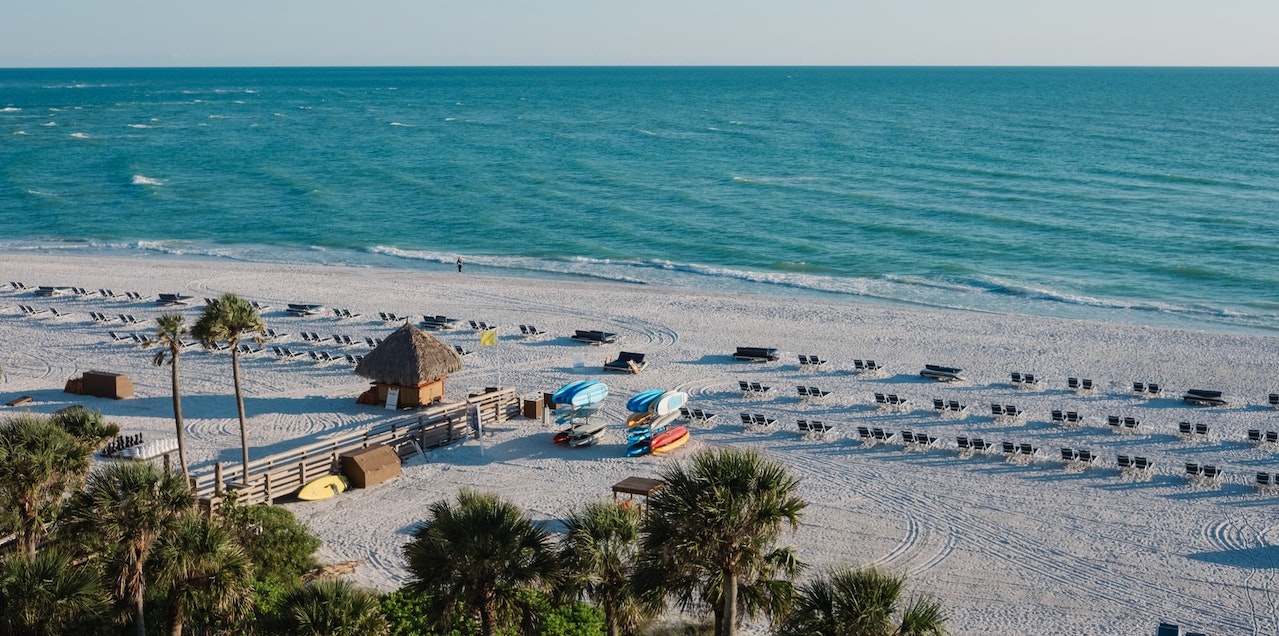 Golden Beach Luxury Real Estate & Local Information