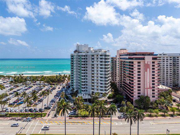 5255 Collins Ave, FL 33140