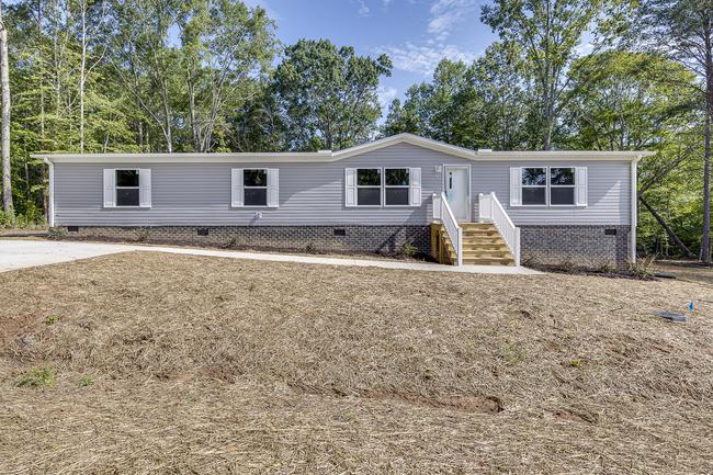 215 Tanglewood Way, SC 29645