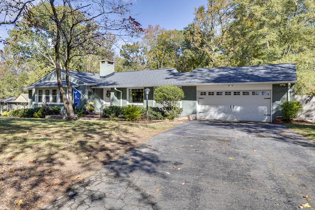 217 Fairfield Drive, SC 29615