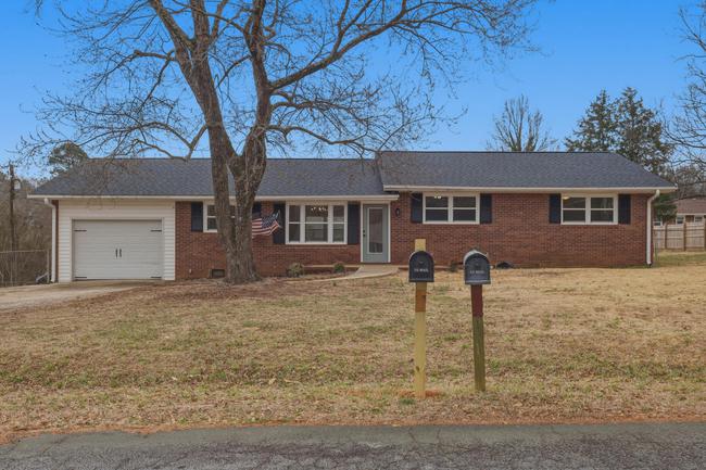 1022 Hickory Lane, SC 29624