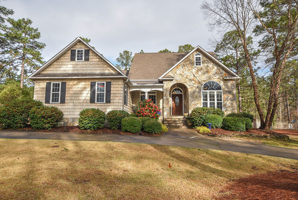 Southern Pines home for Sale!