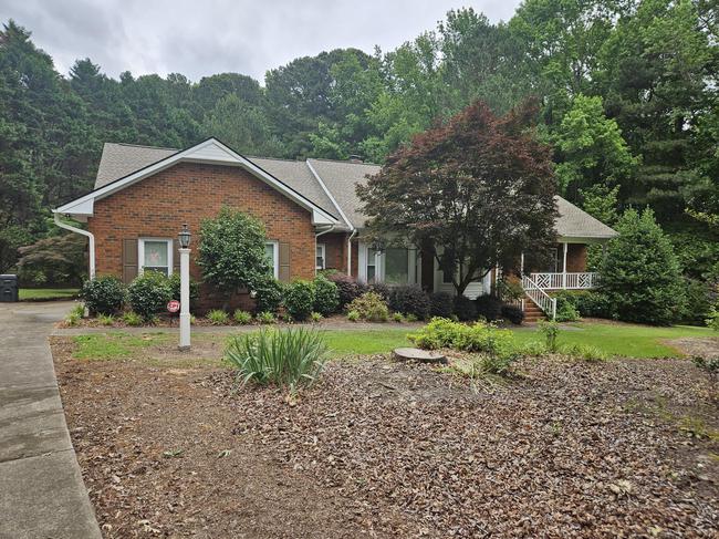 15 Brookview Ct , NC 27520
