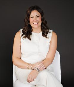 Photo of Leslie Guillory