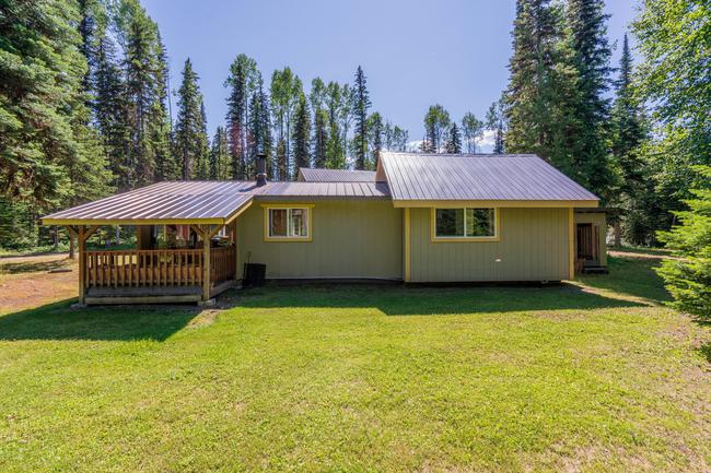 Cabin - Sauna Building and a secondary Lake Setting Lot 4 Bowron Lake Road, British Columbia V0K 2R0