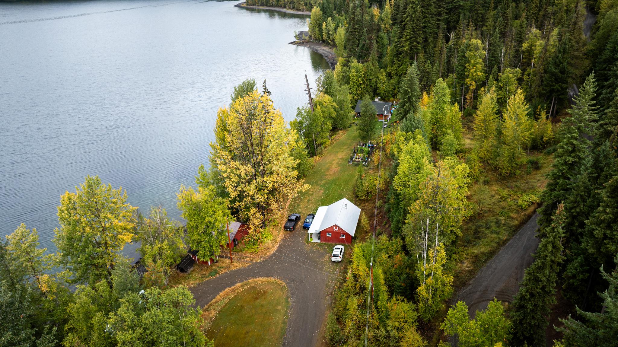 Lodge & Surroundings! 