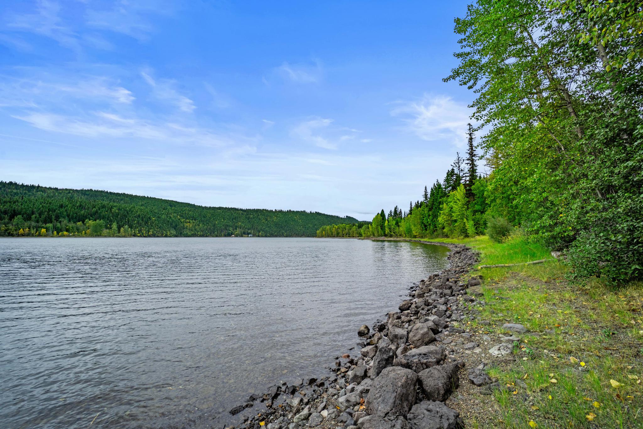 Lodge & Surroundings! 