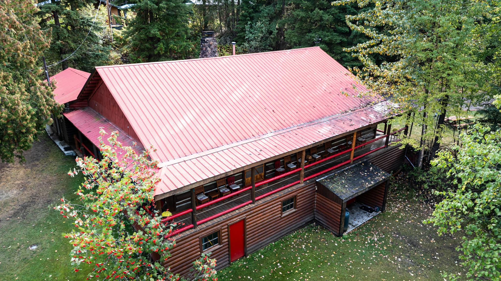 Lodge & Surroundings!