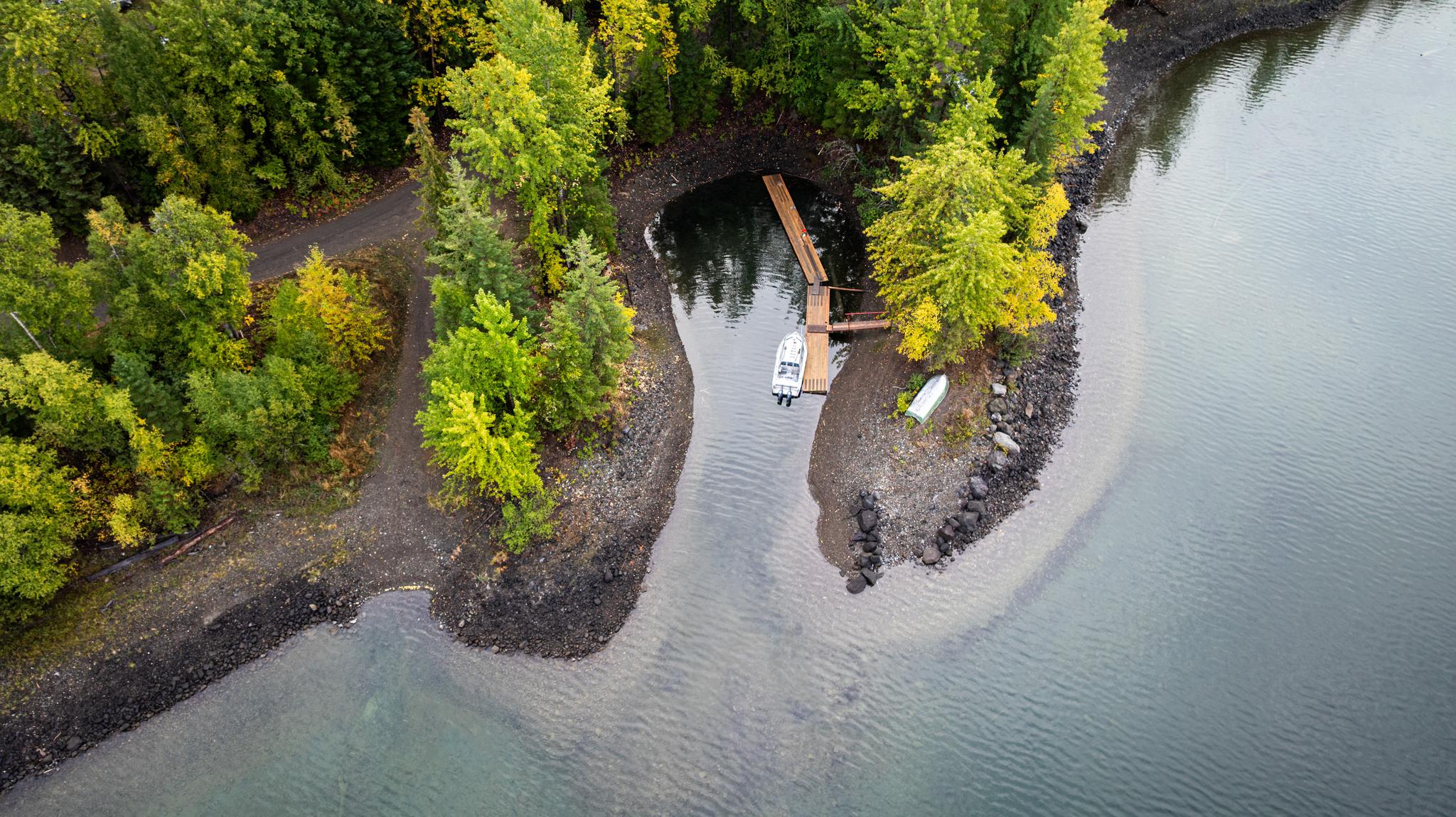 Lodge & Surroundings!