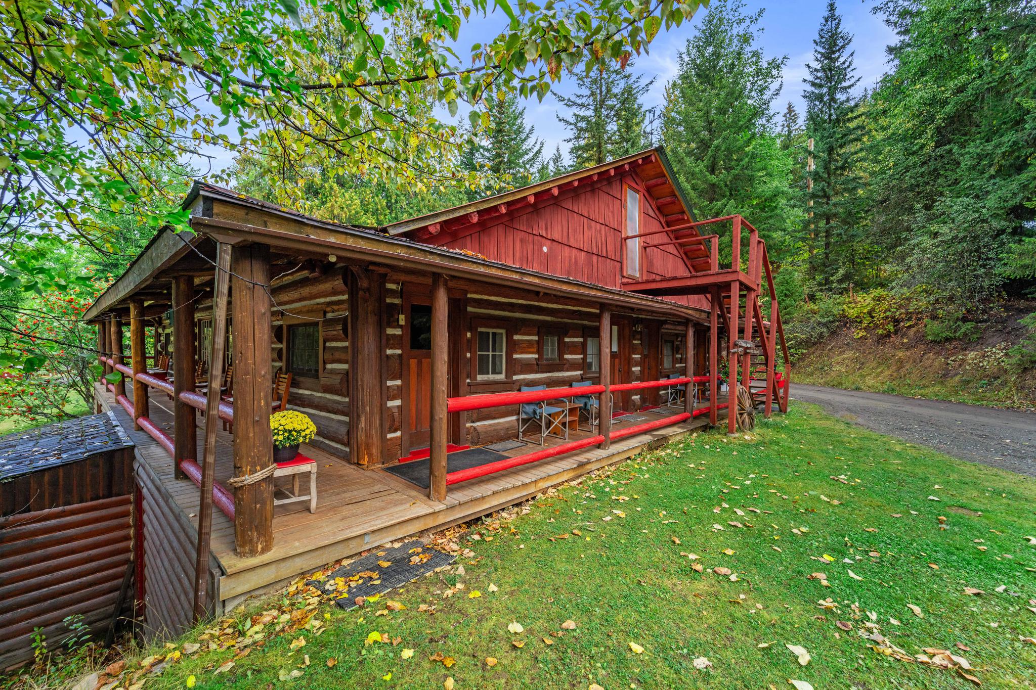 Lodge & Surroundings!