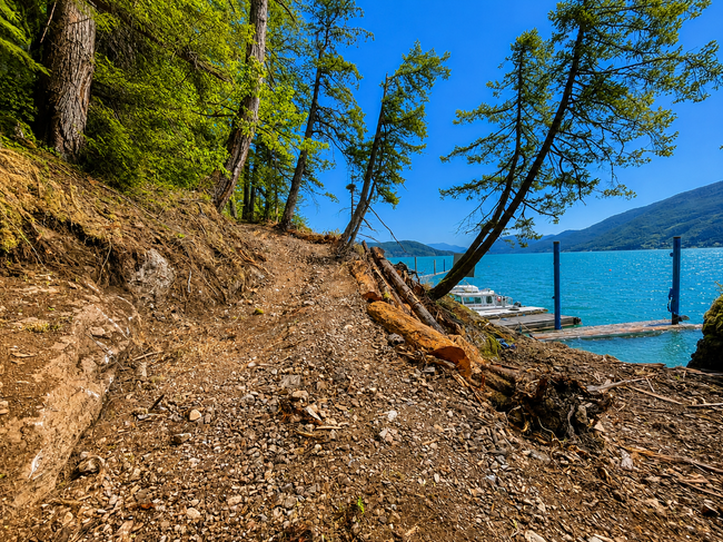 1.85 Acre Freehold Parcel-Harrison Lake with 344 ft of Lake-Frontage , British Columbia V0M 1K0