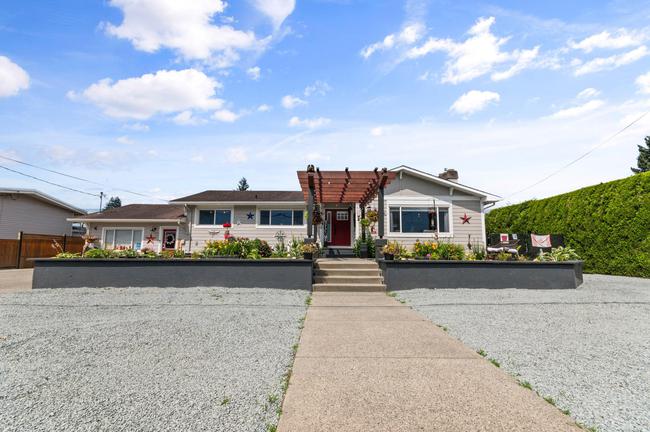 Mountain Views, Private Backyard Retreat and a Heated Shop — This Agassiz Gem Has It All , British Columbia V0M 1A3