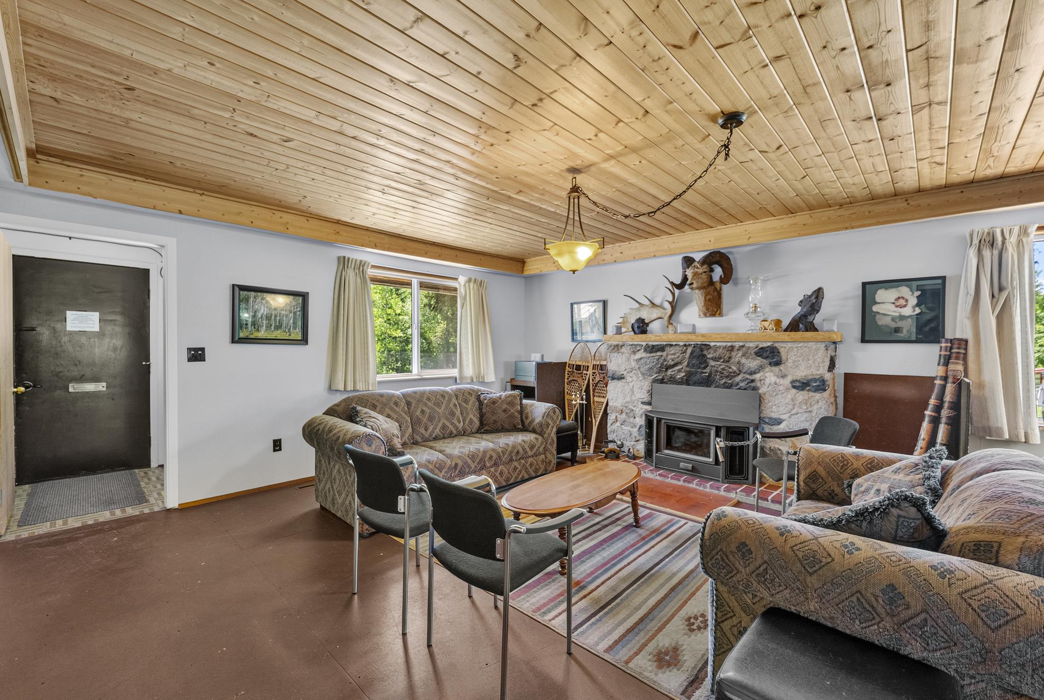 Inside Lodge