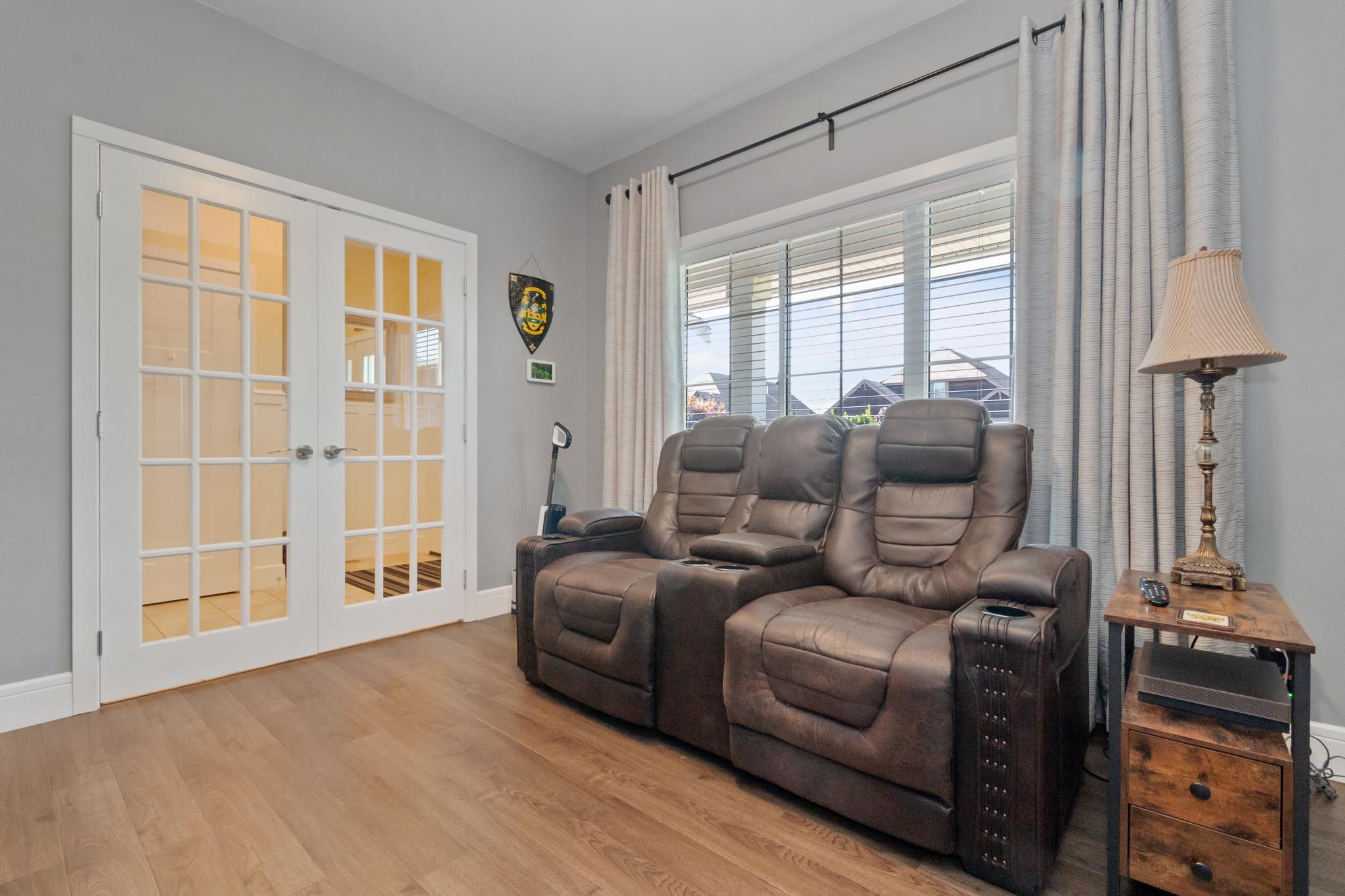 DEN / Office / Bedroom