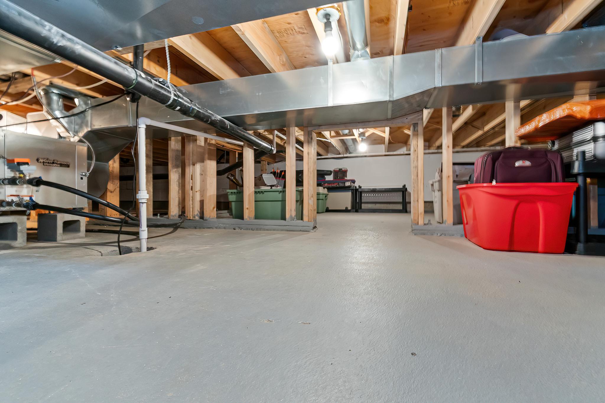Storage / Basement