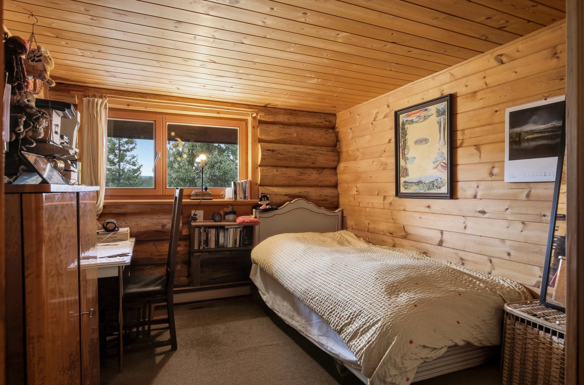 Lodge Inside 