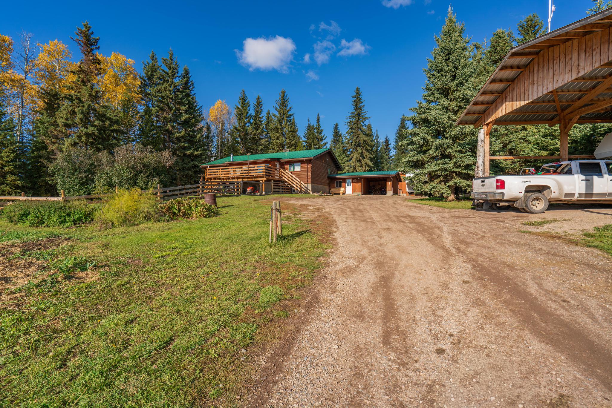Ranch /Buildings / Infrastructure