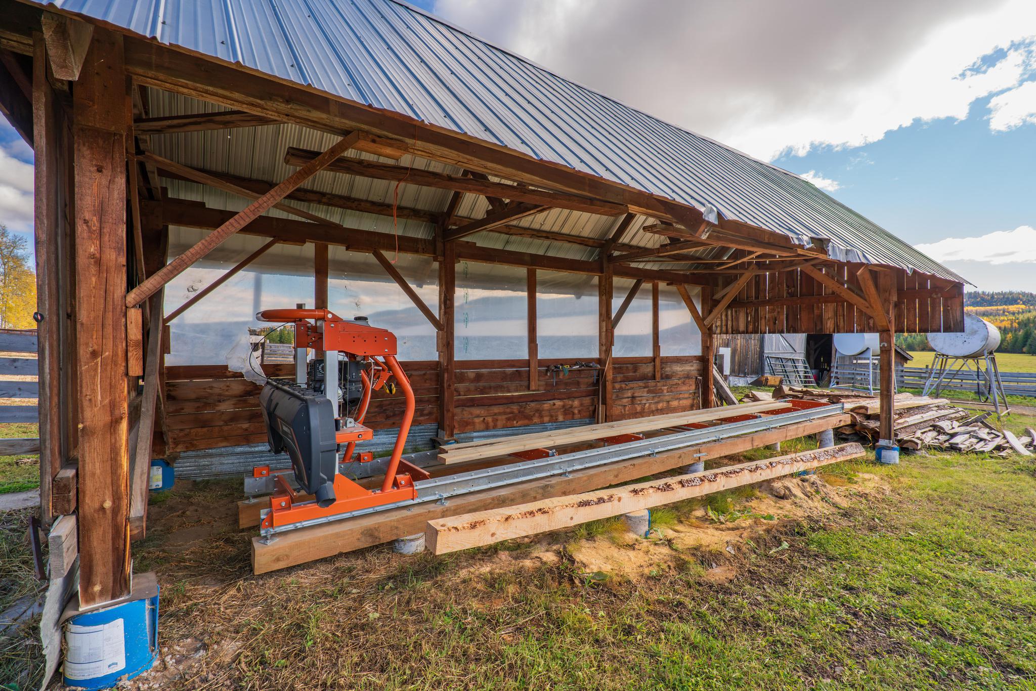 Ranch /Buildings / Infrastructure