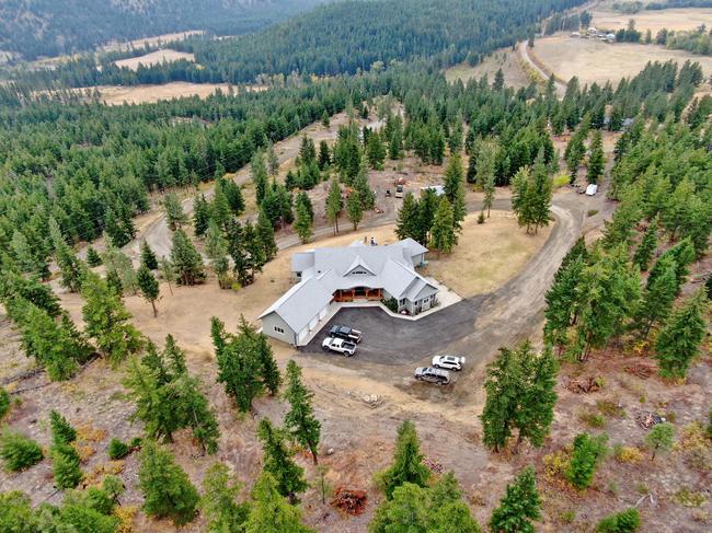 3425 D’Easum Road, Merritt
