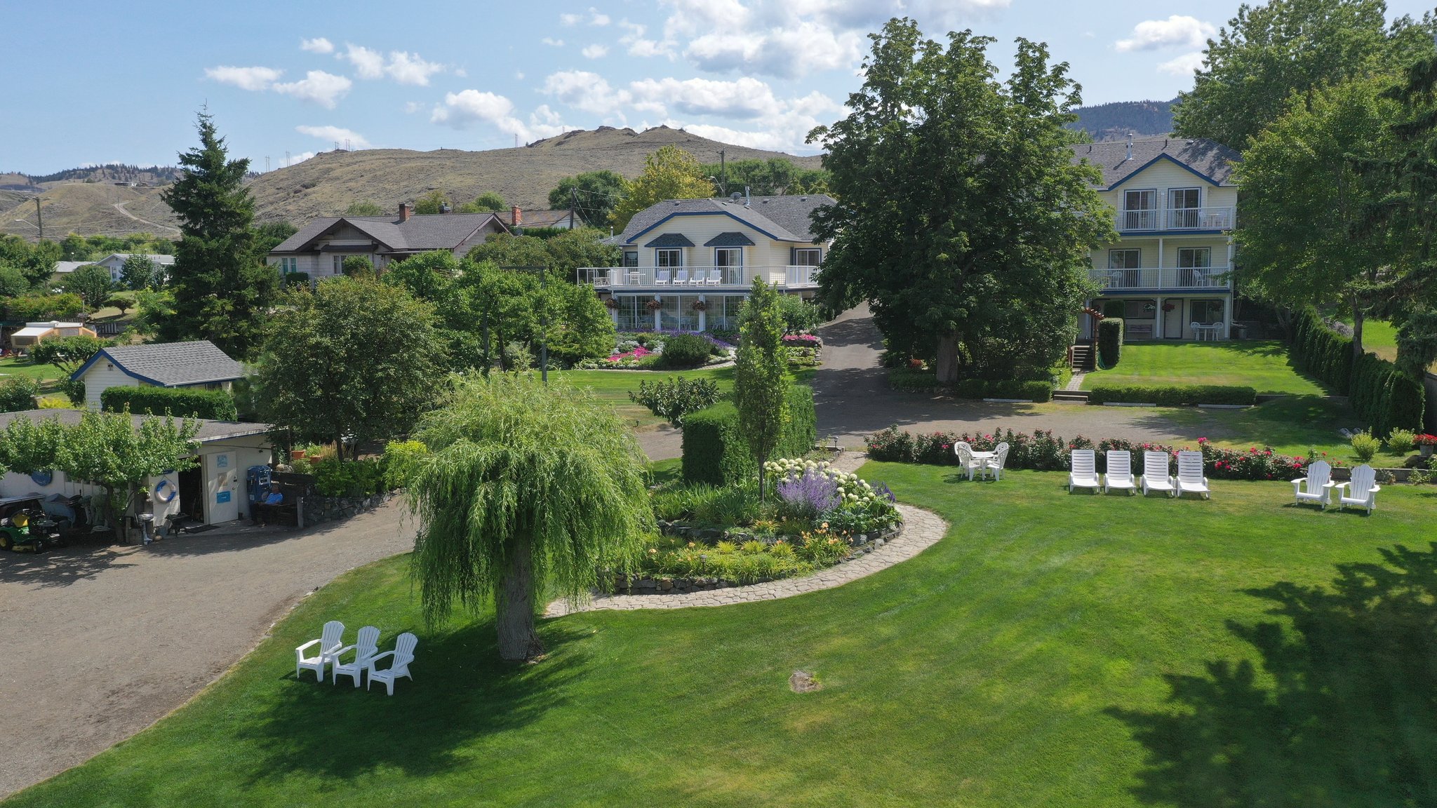 The Lakeside Country Inn at Lakeshore of Kamloops Lake, Kamloops Area