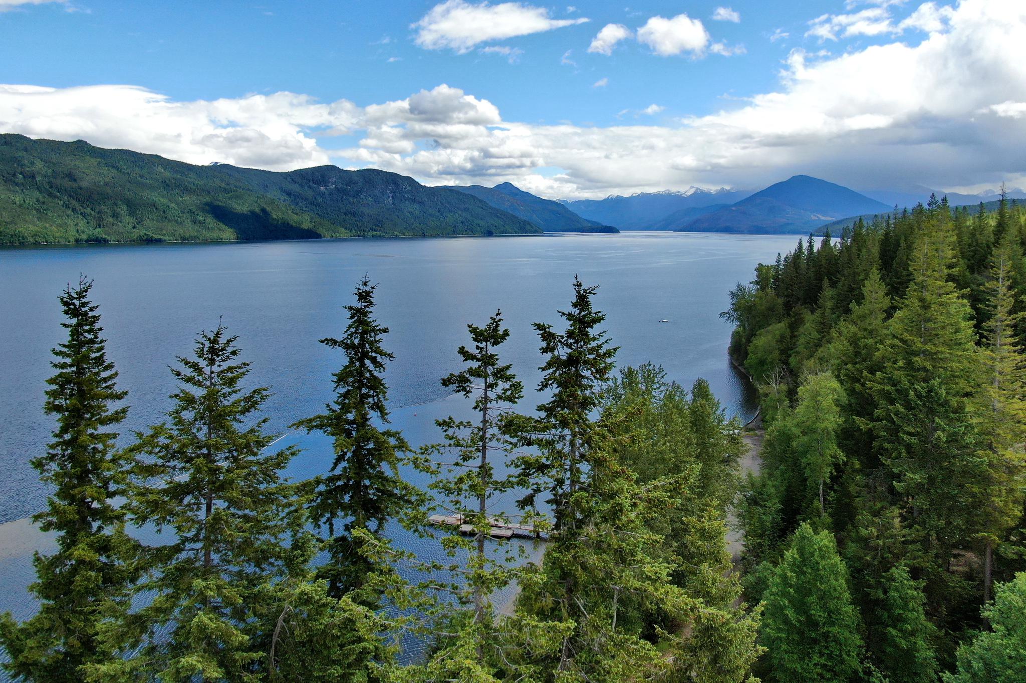 Elysia Resort, Quesnel Lake, 5667 Marshall Creek Road, Horsefly