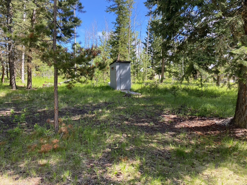 Affordable Green Lake Living Cabin on 0.69 acres in the South Cariboo
