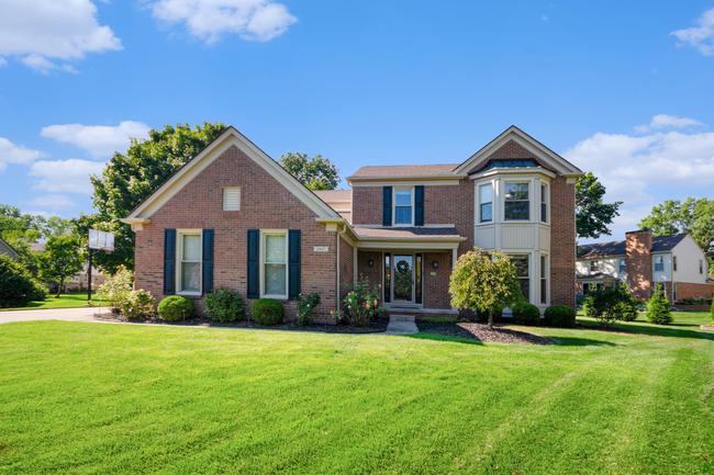 2407 Canoe Circle Drive, MI 48360