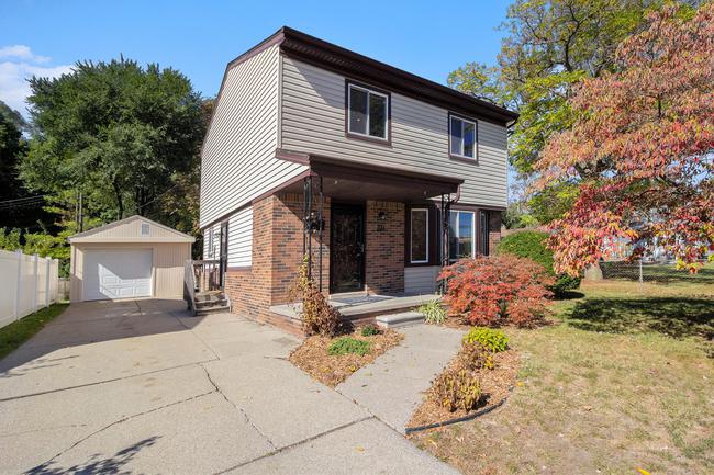 321 N Washington Avenue, MI 48017