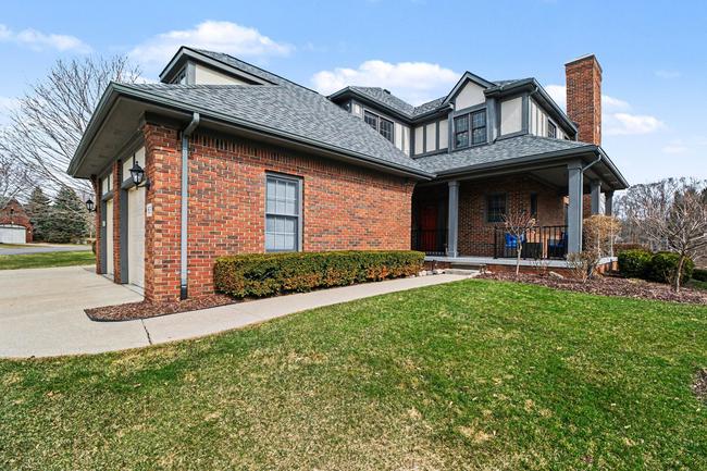 63 Burniah Lane, MI 48362