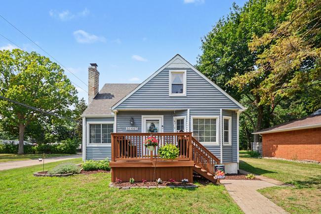 31607 Lexington Heights, MI 48092